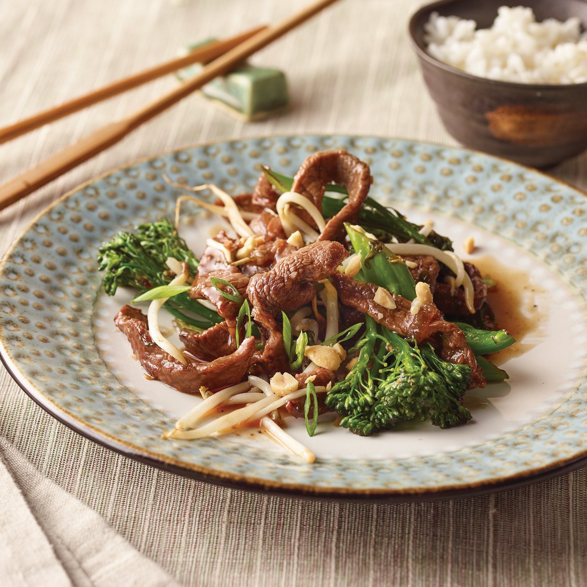 Beef, Broccolini & Bean Sprouts Stir-Fry Recipe from H-E-B