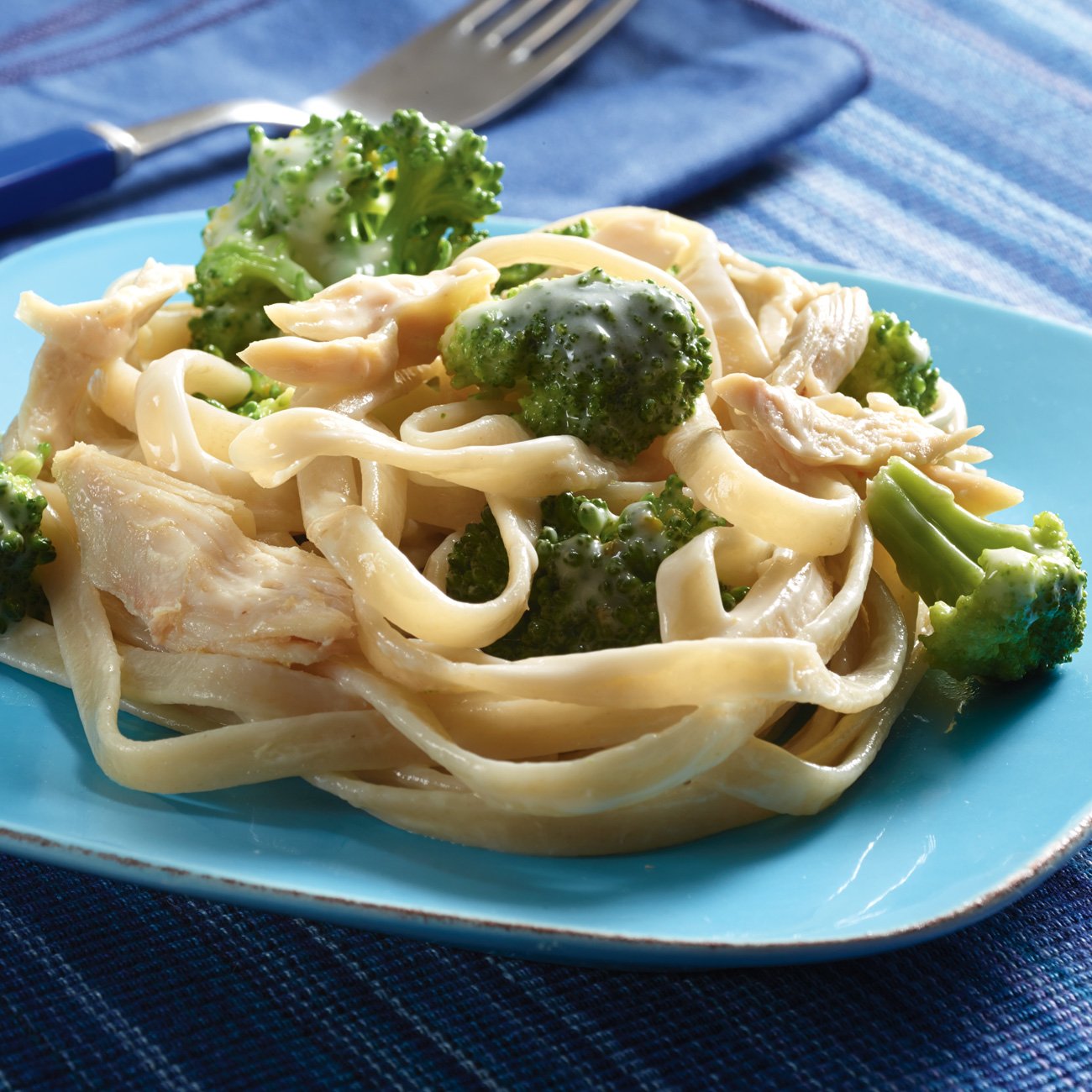 Chicken, Broccoli & Noodles Recipe from H-E-B