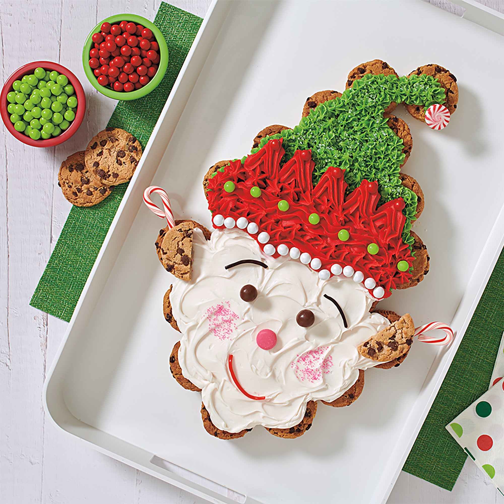 Chips Ahoy! Elf PullApart Cupcakes Recipe from HEB