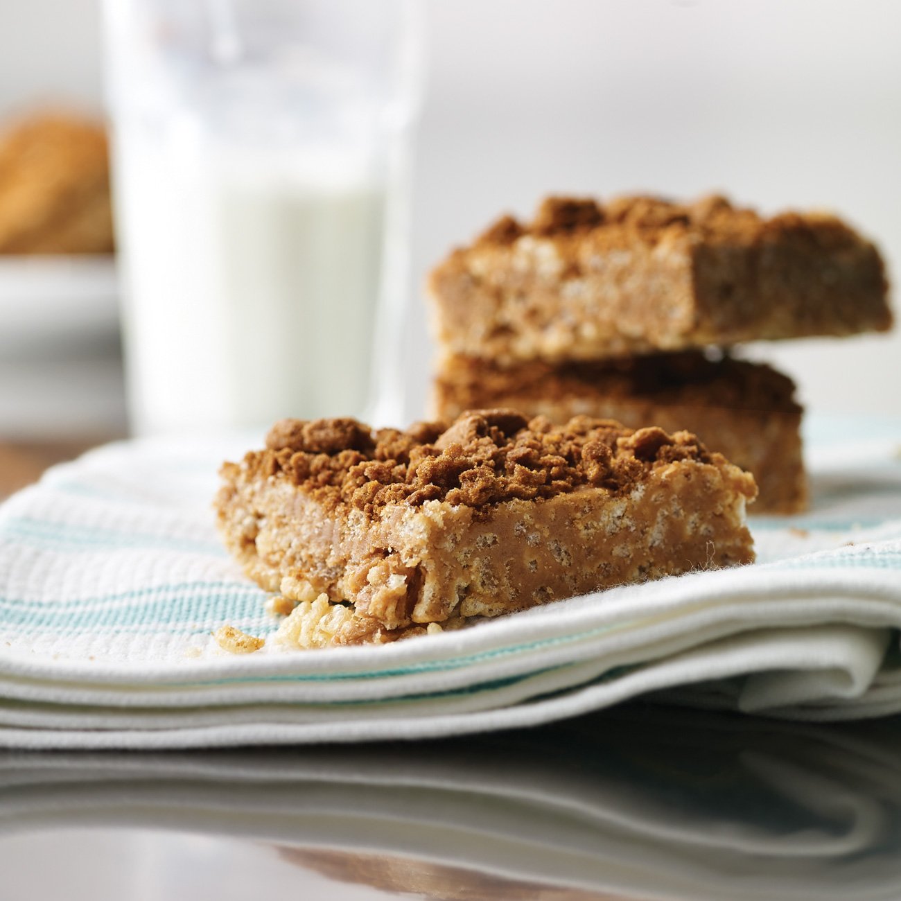 Cookie Butter Marshmallow Treats Recipe from HEB