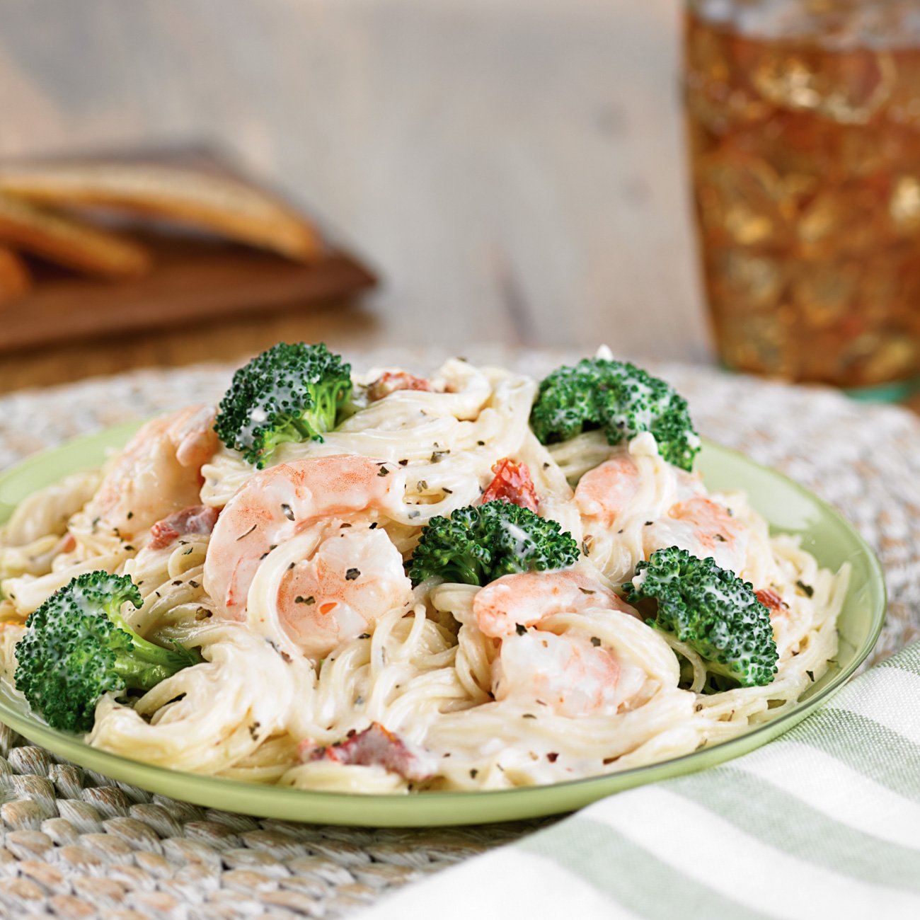 Creamy Shrimp & Broccoli Normandy Recipe from HEB