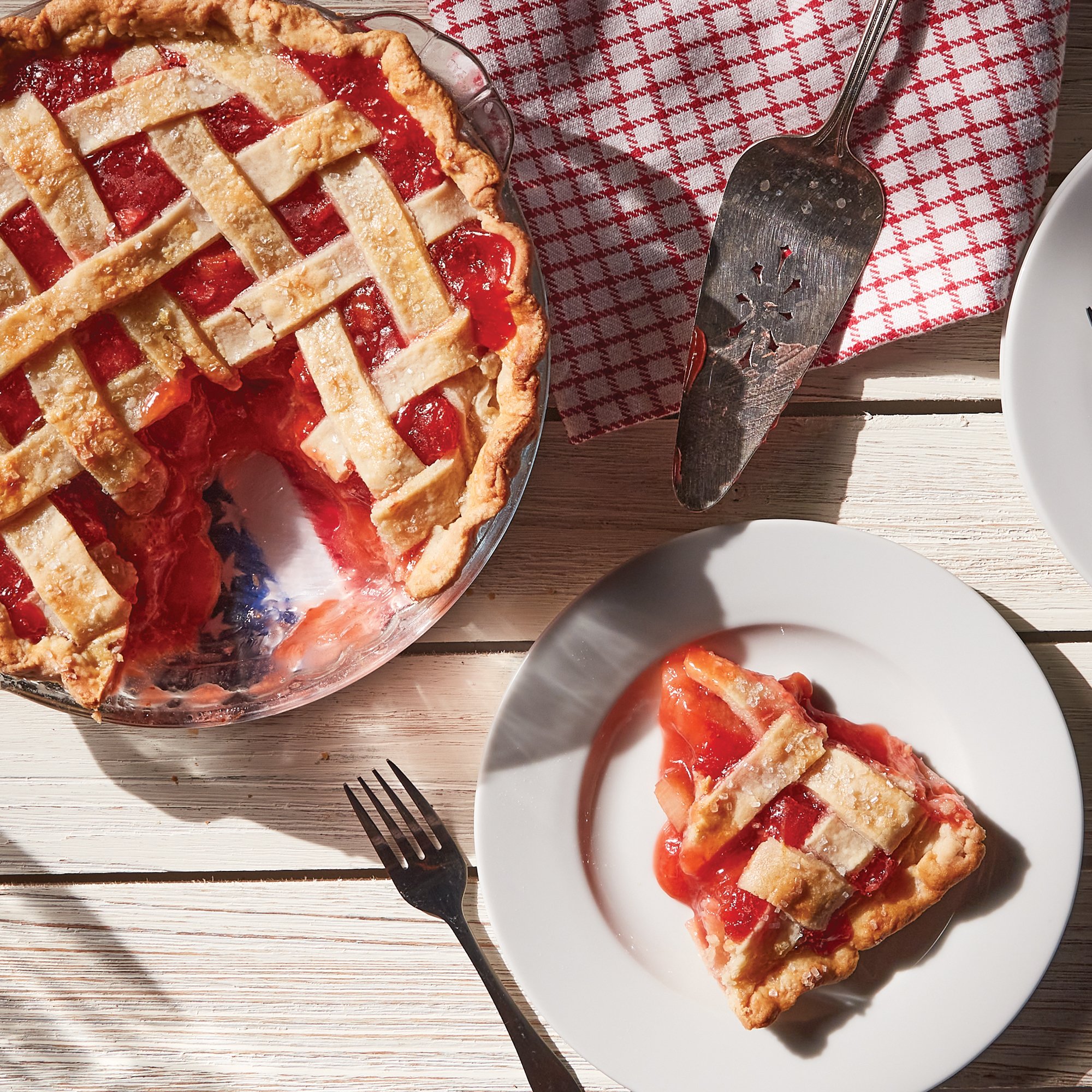 Fresh Strawberry Rhubarb Pie Recipe from HEB