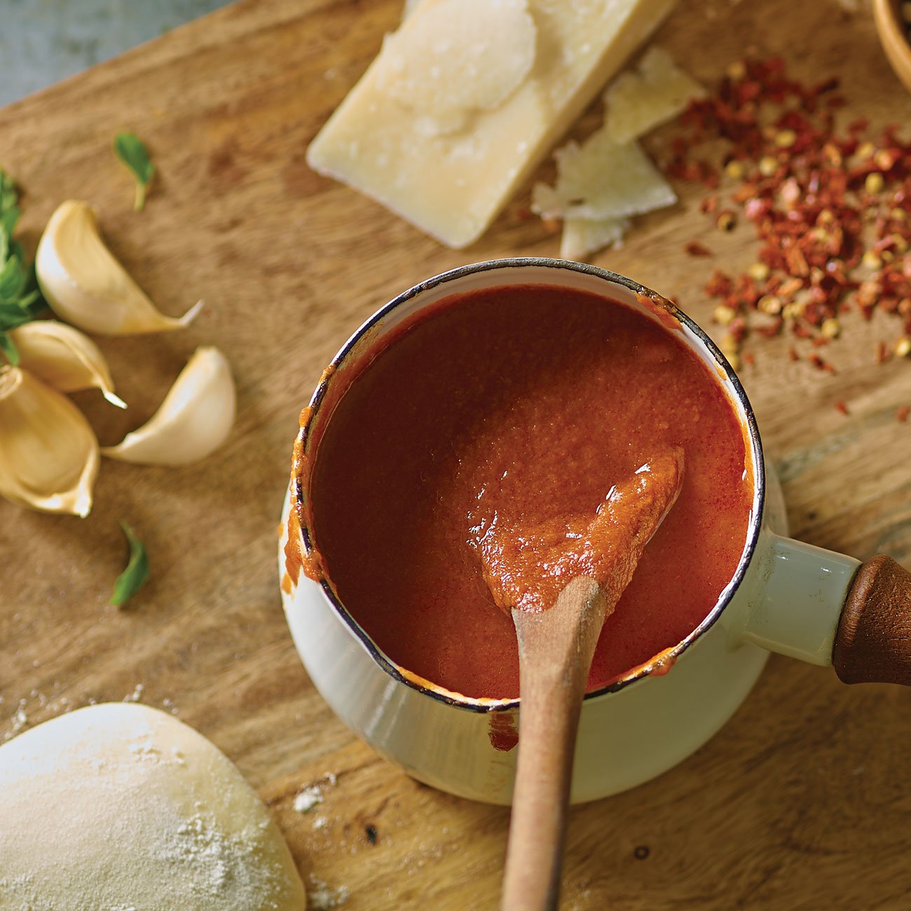 Roasted Garlic Pizza Sauce Recipe from H-E-B