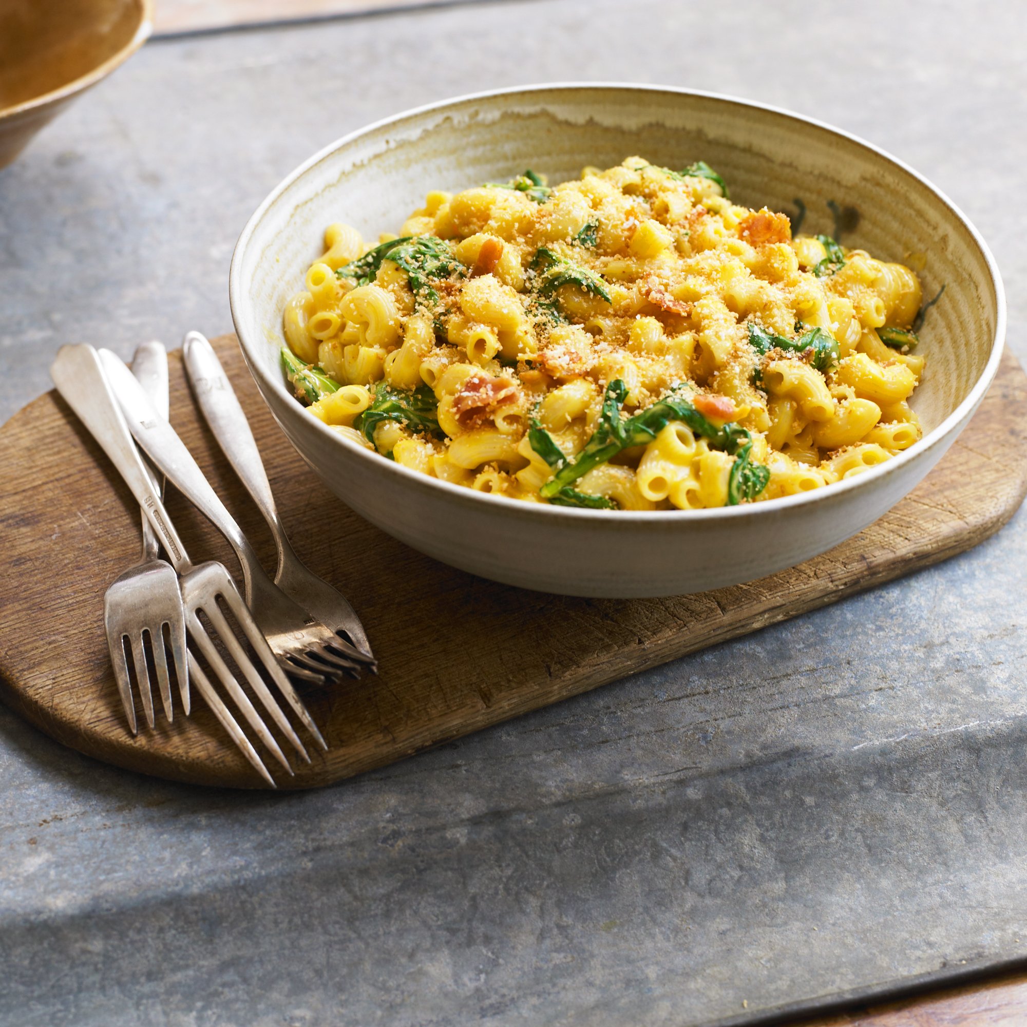 Spinach Mac & Cheese with Bacon Recipe from HEB