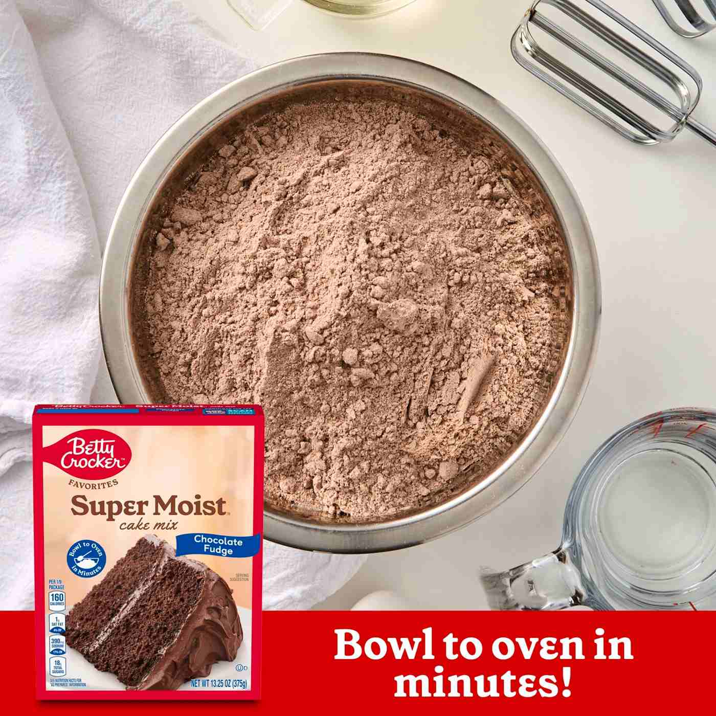 Betty Crocker Super Moist Chocolate Fudge Cake Mix; image 3 of 6