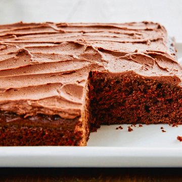 Betty Crocker Rich & Creamy Chocolate Frosting, 16 oz