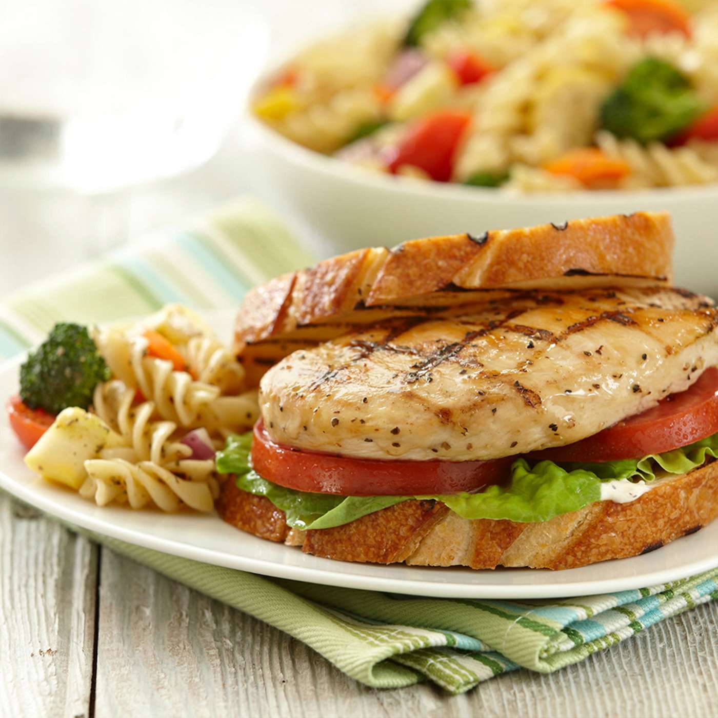 Lawry's Lemon Pepper 30 Minute Marinade; image 2 of 3