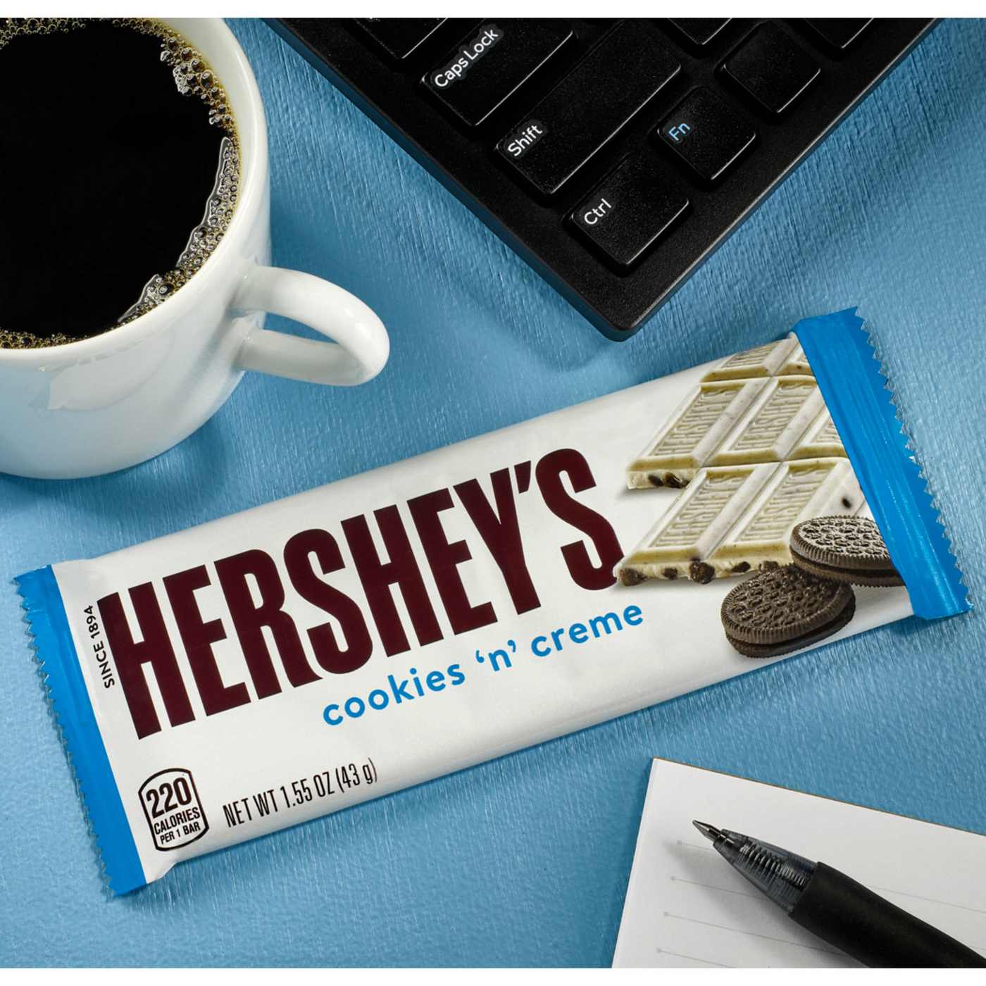 Hershey's Cookies 'n' Creme Candy Bar; image 3 of 7