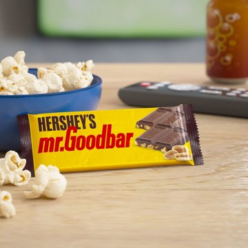Hershey's Mr. Goodbar Chocolate with Peanuts Candy Bar
