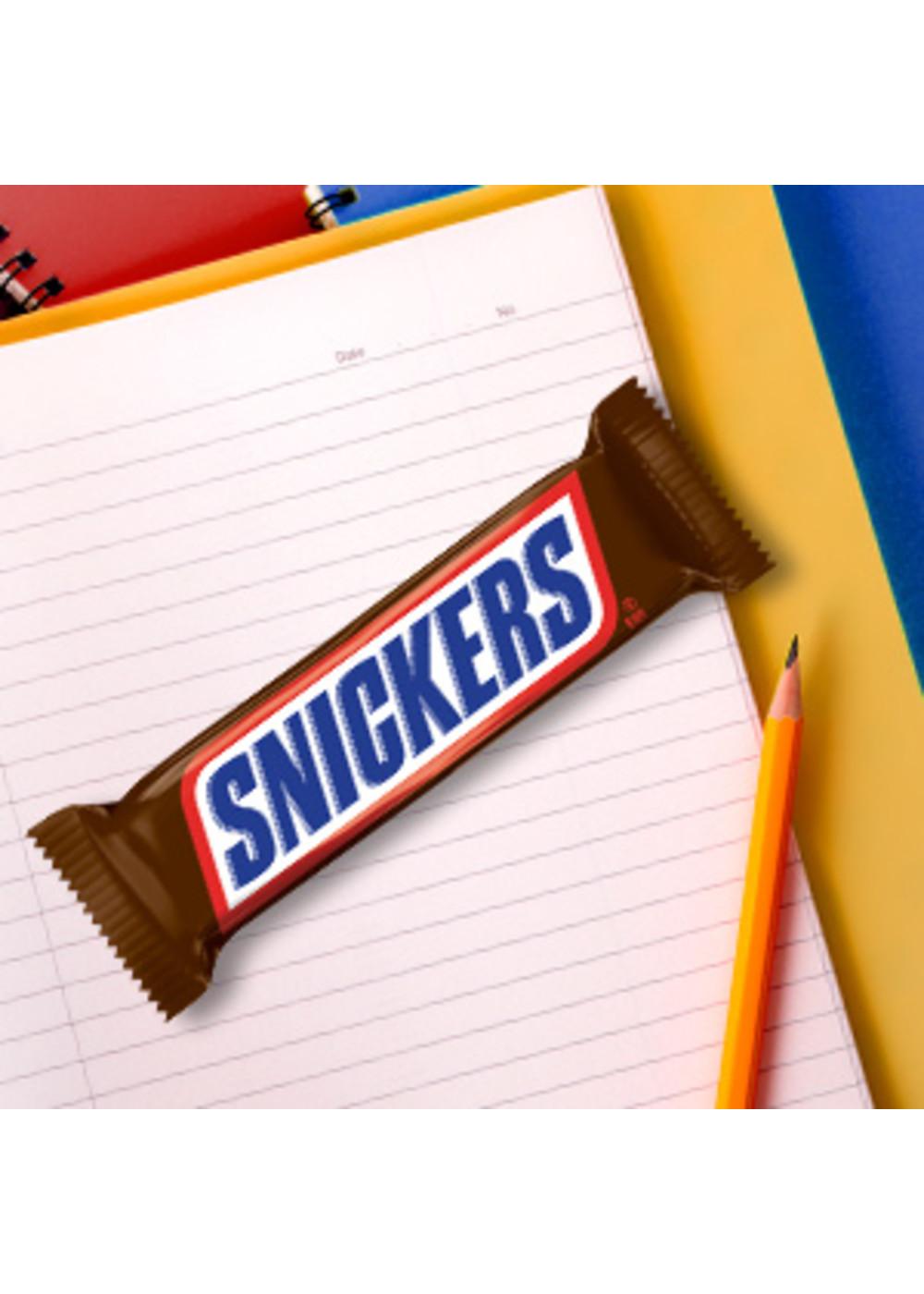 Snickers Full Size Milk Chocolate Candy Bars; image 8 of 10