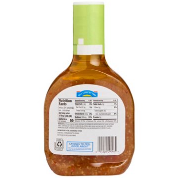 Hill Country Fare Zesty Italian Salad Dressing, 24 oz