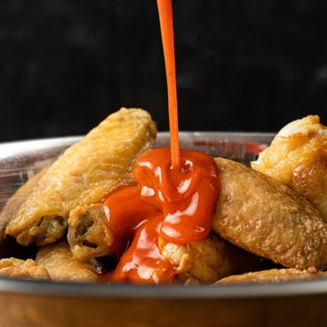 Frank's RedHot Original Cayenne Pepper Hot Wing Sauce, 5 fl oz