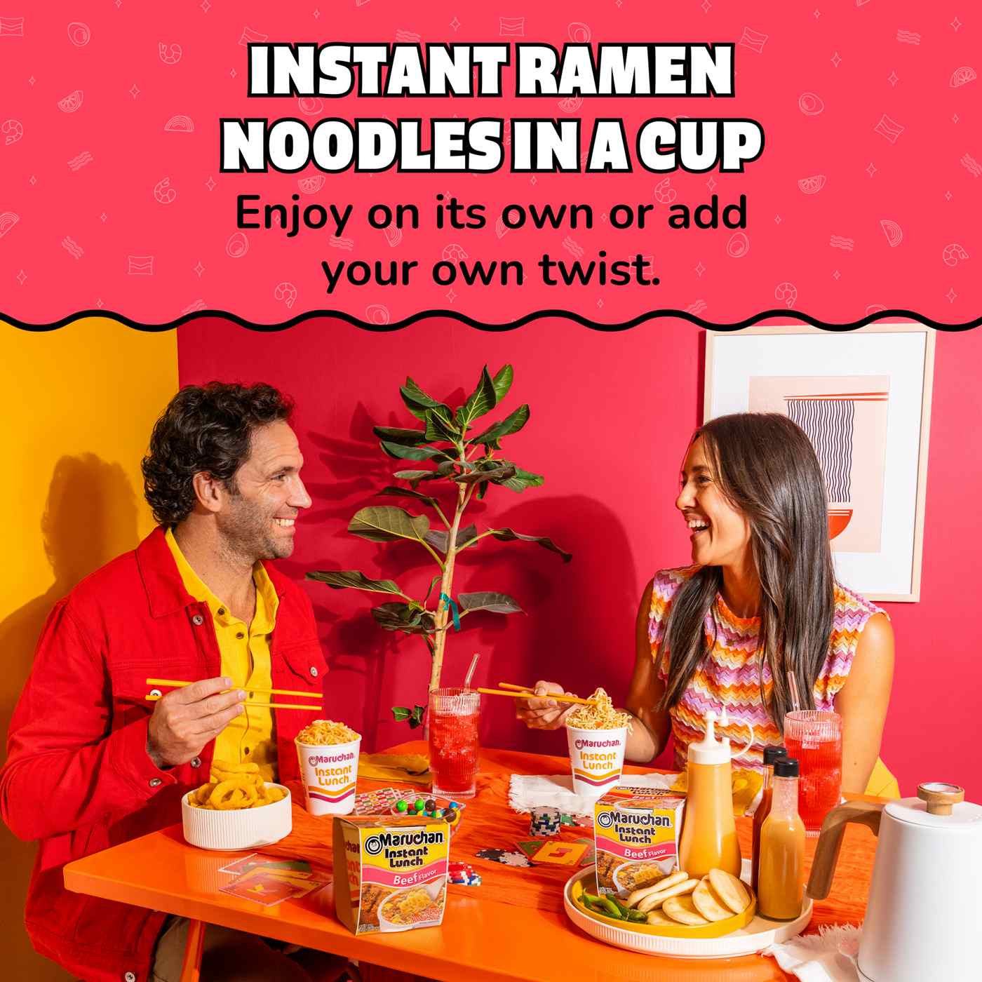 Maruchan Instant Lunch Ramen Noodle Soup Cups - Beef Flavor; image 4 of 6