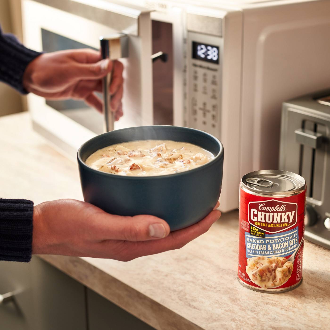 Campbell's Chunky Baked Potato with Cheddar & Bacon Bits Soup; image 5 of 10