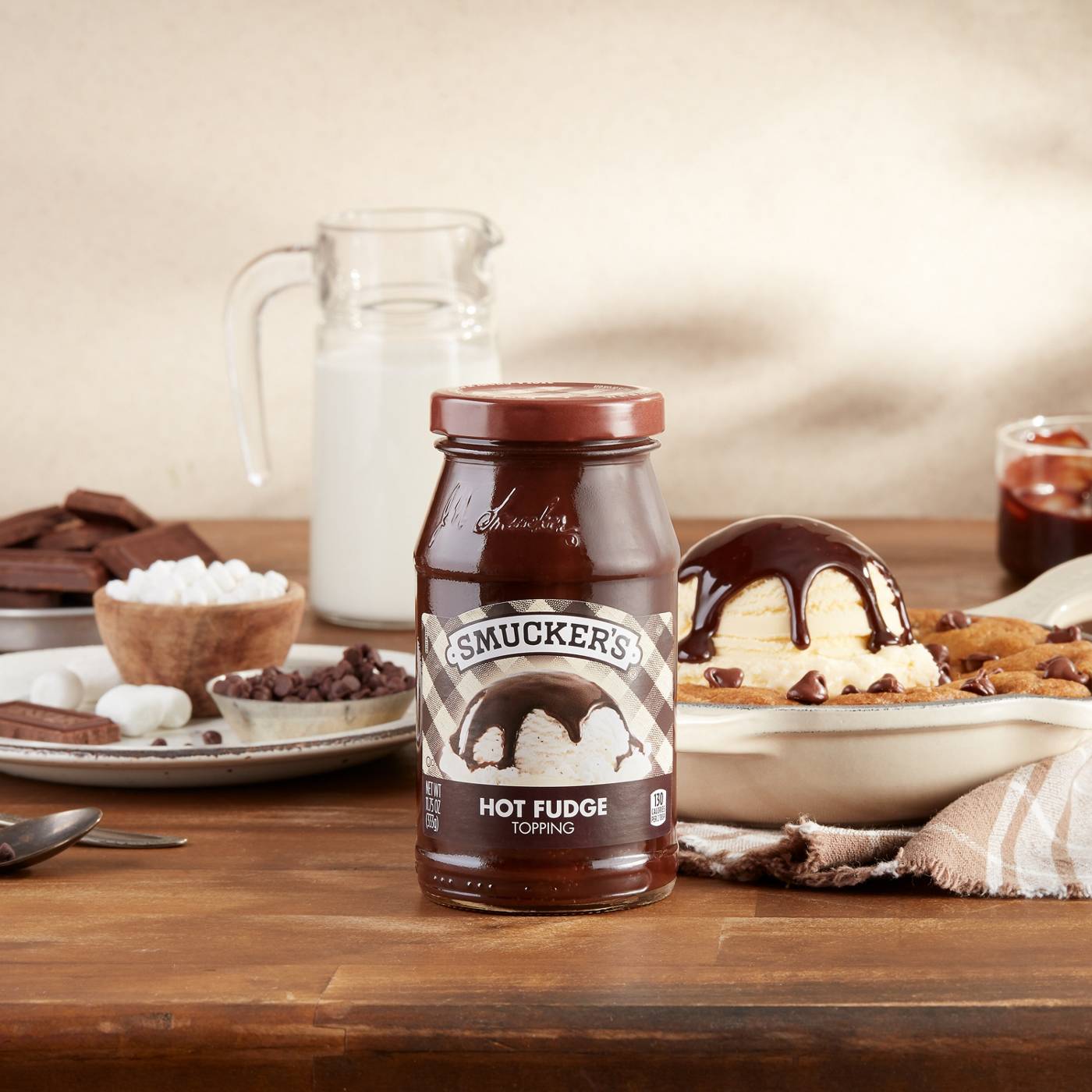 Smucker's Hot Fudge Toppings; image 4 of 4