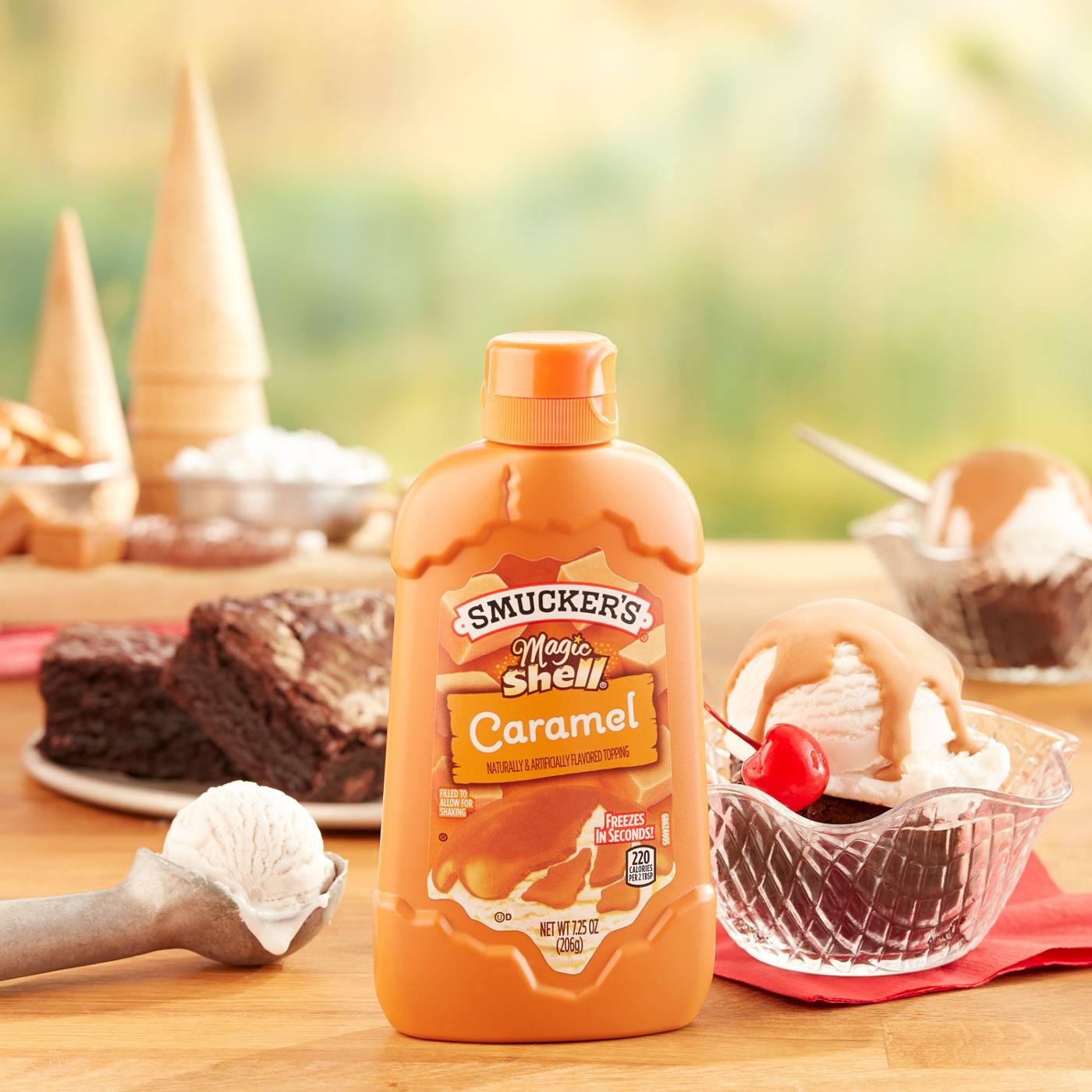 Smucker's Caramel Flavor Magic Shell; image 2 of 4