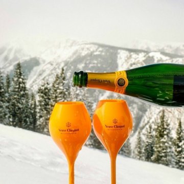 Veuve Clicquot Brut Champagne France Sparkling Wine, 750 mL