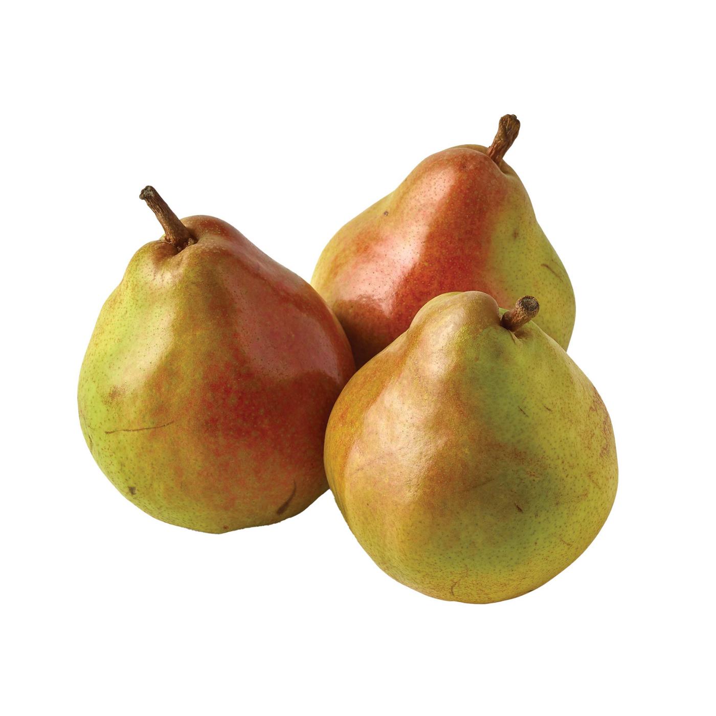 Fresh Comice Pear; image 1 of 2