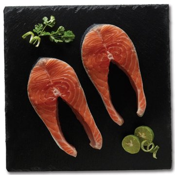H-E-B Responsibly Raised Fresh Bone-In Atlantic Salmon Steak, lb