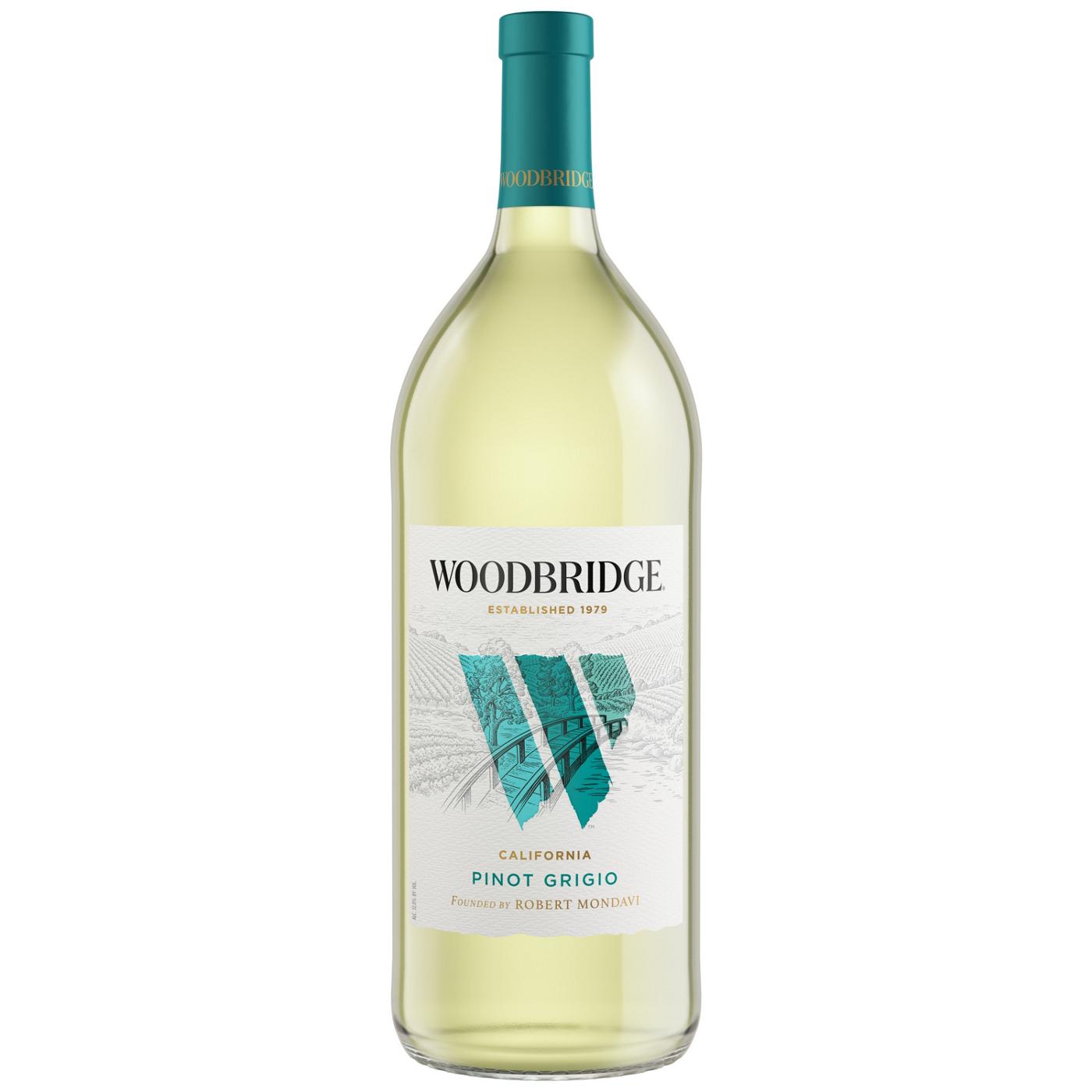 Woodbridge Pinot Grigio White Wine 1.5 L Bottle; image 1 of 10