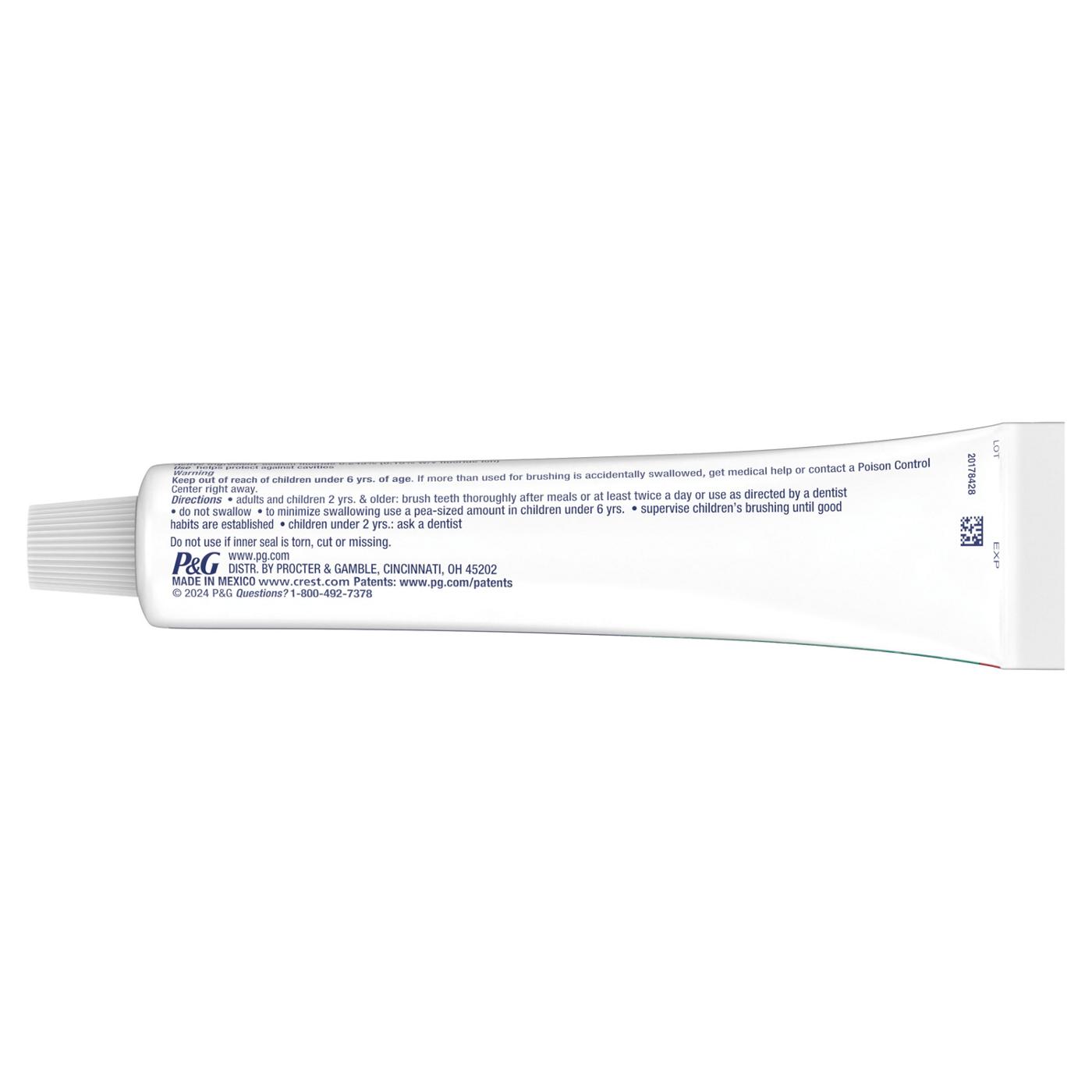 Crest Complete + Scope Whitening Toothpaste - Minty Fresh Striped; image 10 of 10