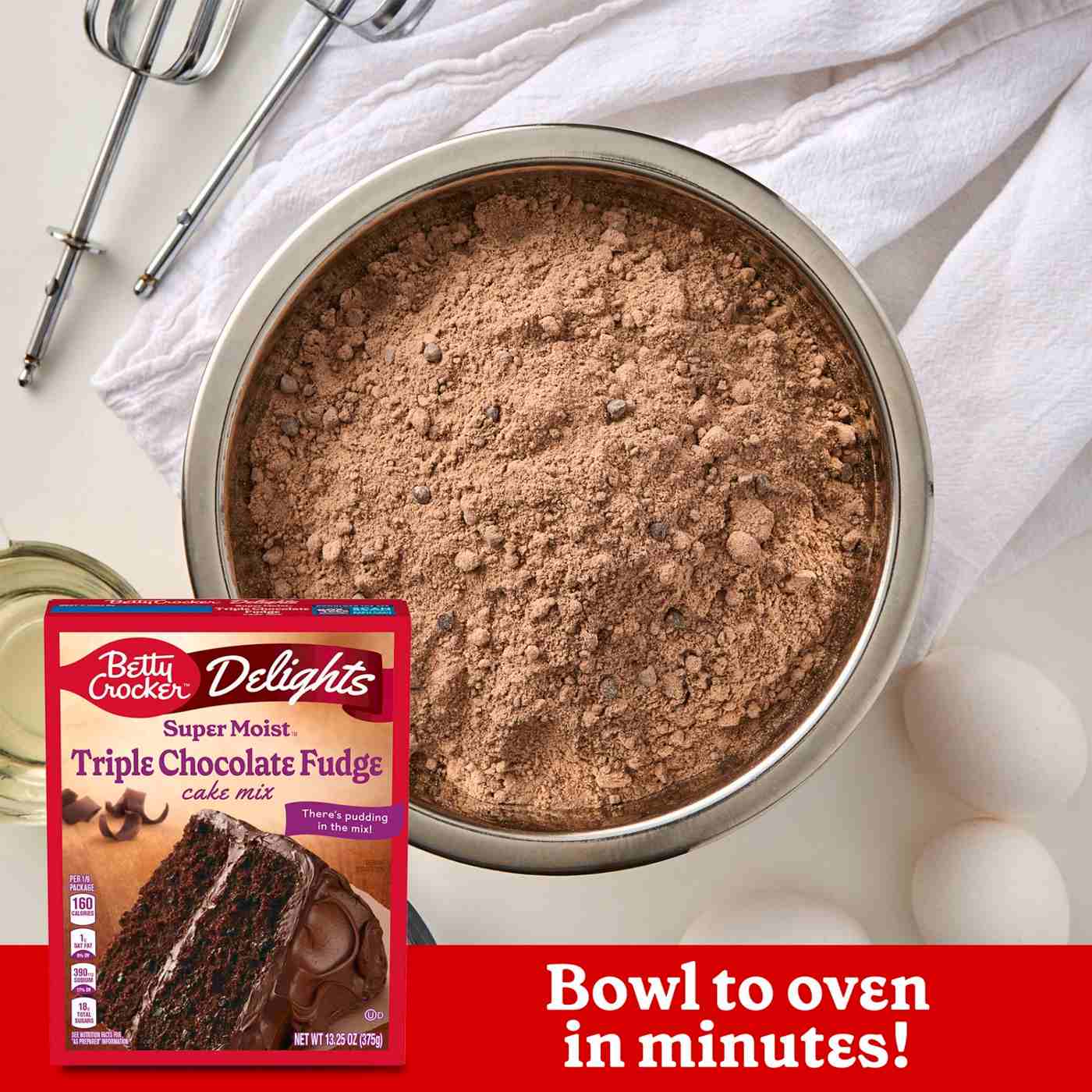 Betty Crocker Super Moist Triple Chocolate Fudge Cake Mix; image 6 of 6