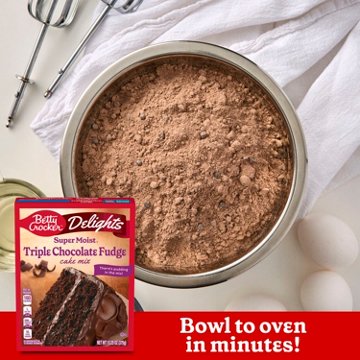 Betty Crocker Super Moist Triple Chocolate Fudge Cake Mix, 13.25 oz
