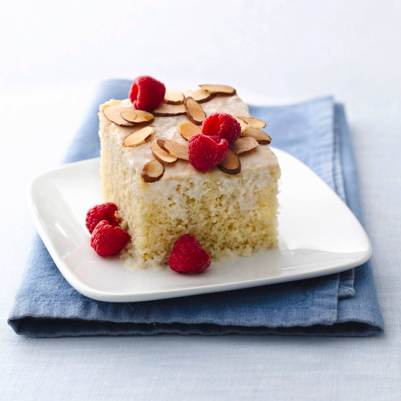 Betty Crocker Super Moist Vanilla Cake Mix; image 2 of 6