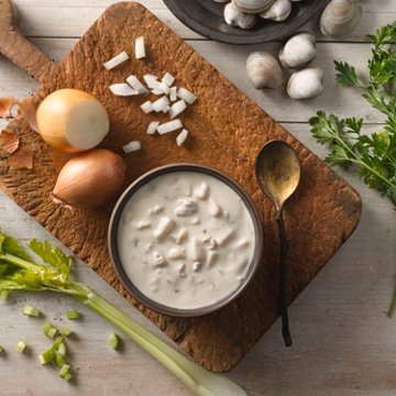 Progresso Rich & Hearty New England Clam Chowder Soup