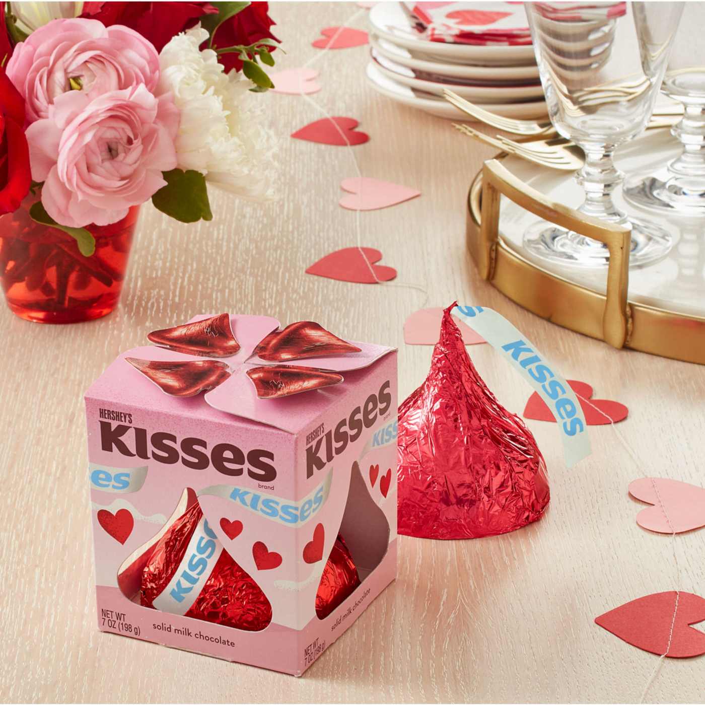 Hershey's Kisses Solid Milk Chocolate Valentine's Candy; image 4 of 7