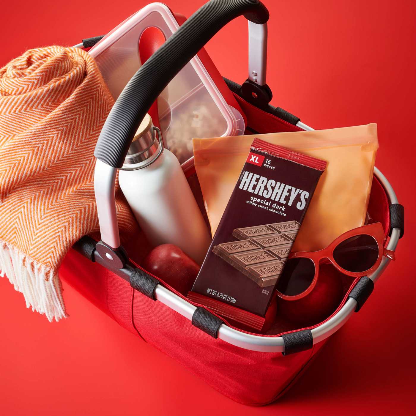 Hershey's Special Dark Mildly Sweet Chocolate XL Candy Bar; image 6 of 7