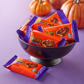 Reese's Milk Chocolate Peanut Butter Pumpkin Halloween Candy