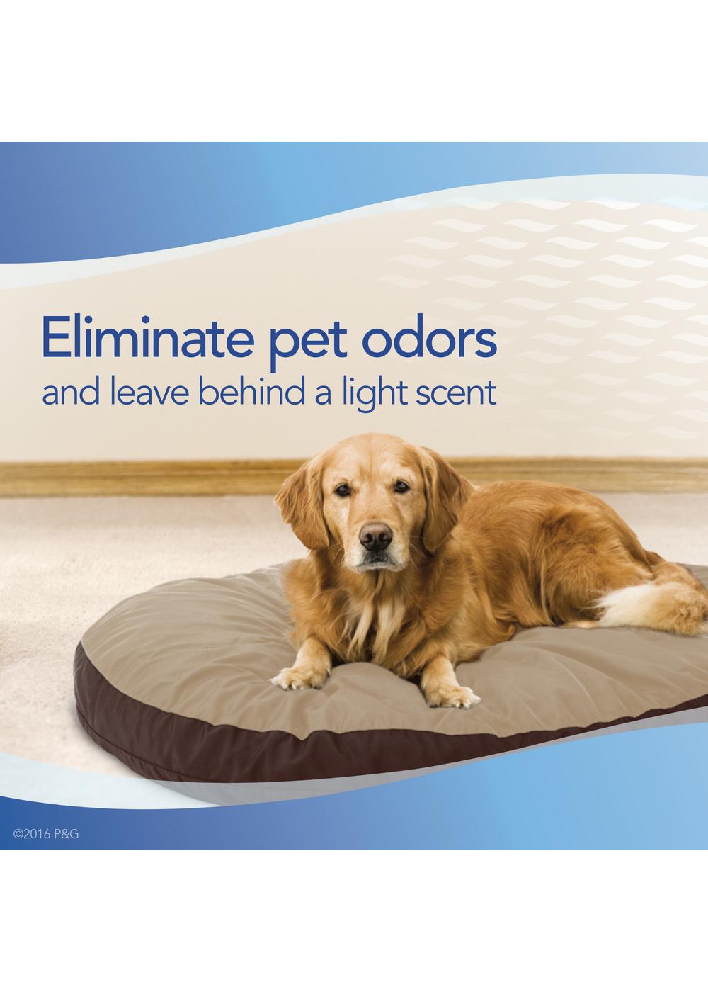 Febreze Fabric Spray Air Freshener - Odor-Fighting Fabric Refresher - Pet Odor Fighter; image 9 of 15