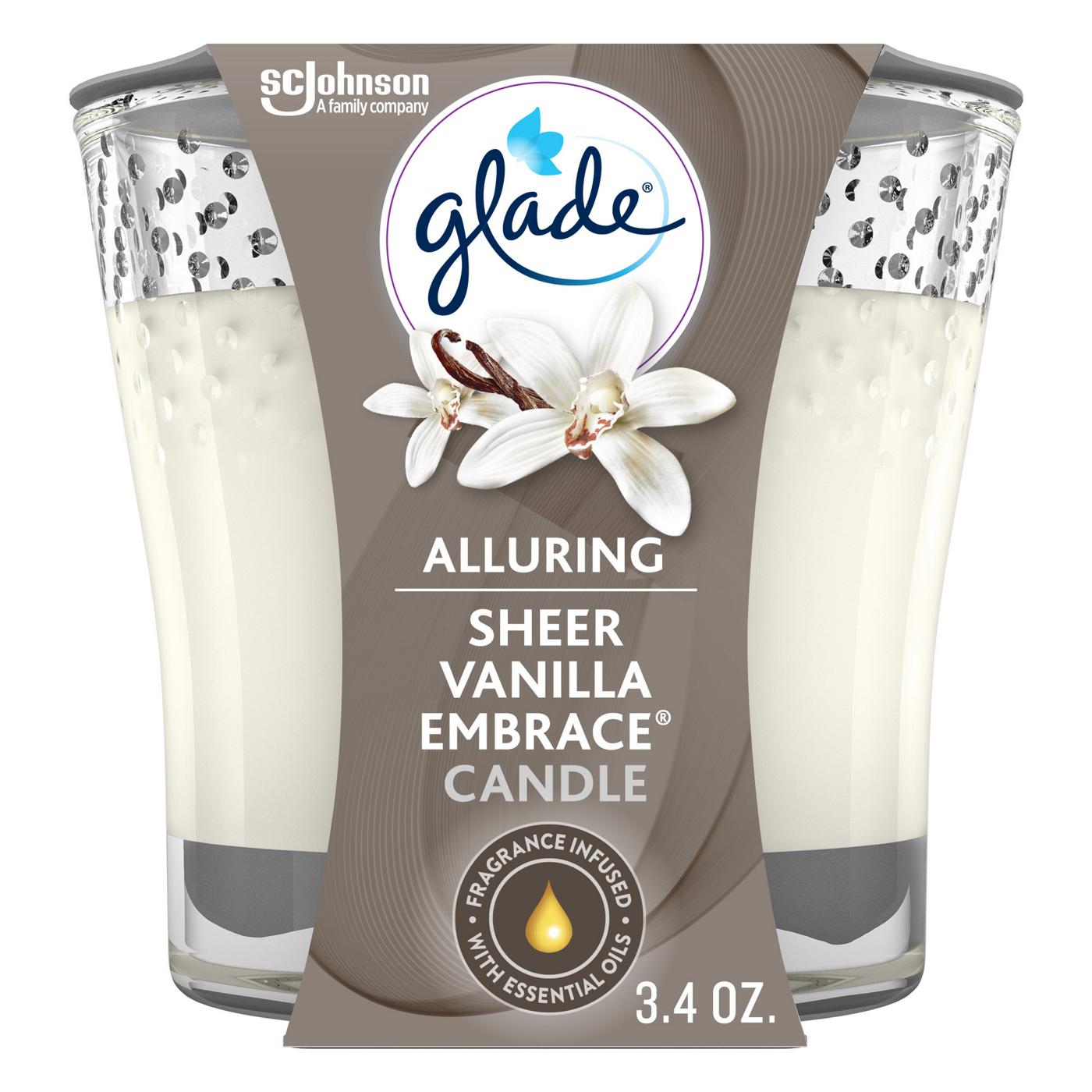 Glade Sheer Vanilla Embrace Candle ; image 1 of 2