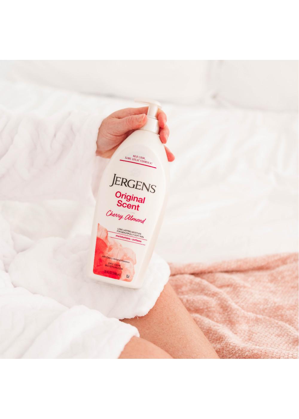 Jergens Dry Skin Moisturizer - Cherry Almond; image 8 of 12