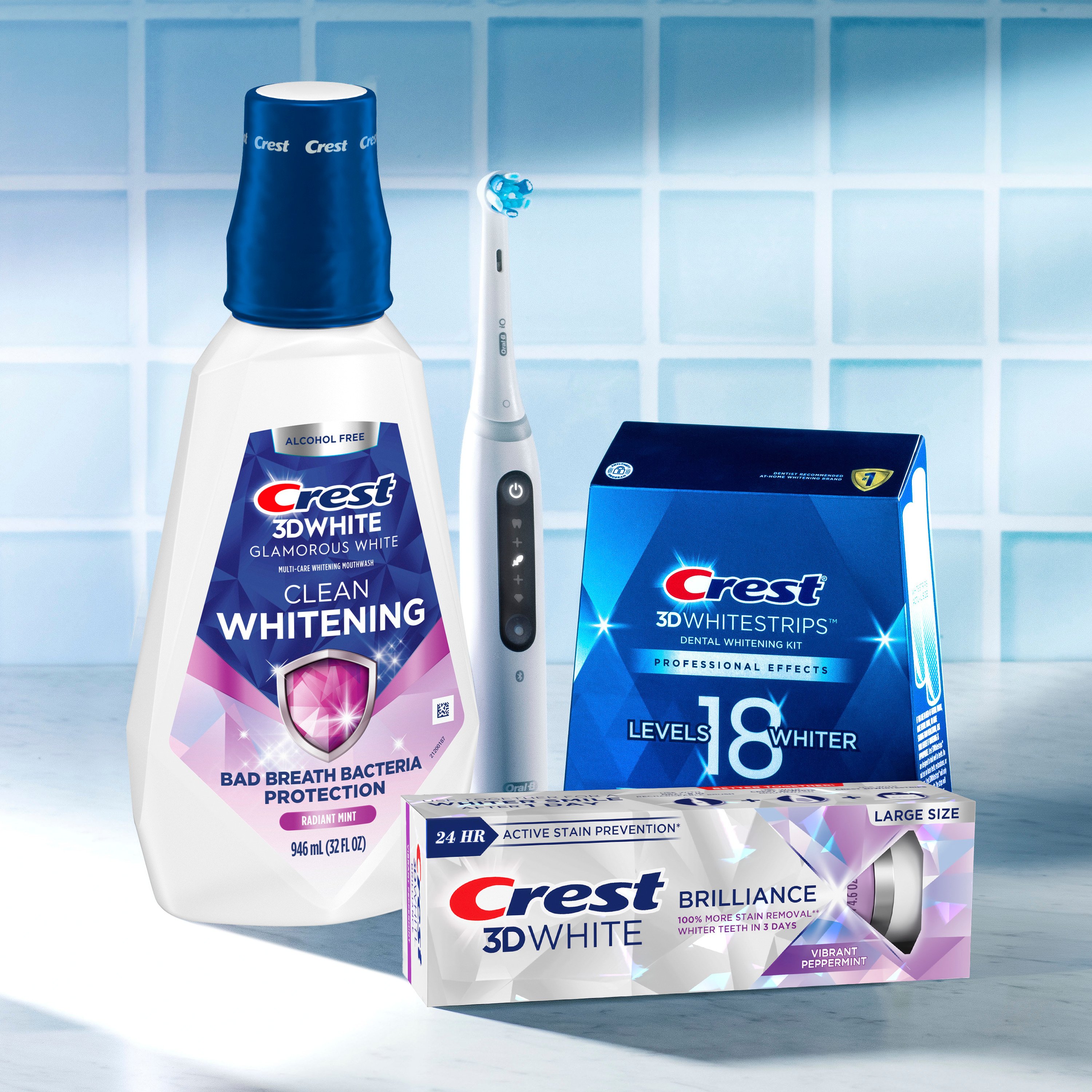 Crest 3D White Mouthwash - Thumbnail 2