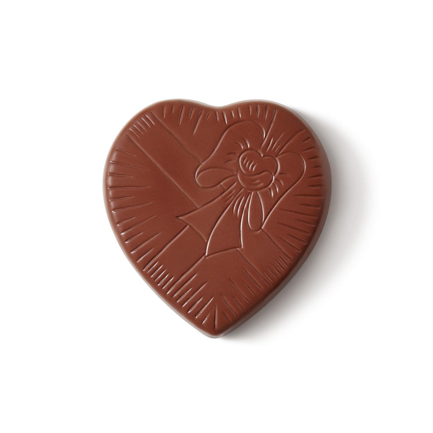 Reese's Milk Chocolate Peanut Butter Heart Valentine Gift Box; image 8 of 8