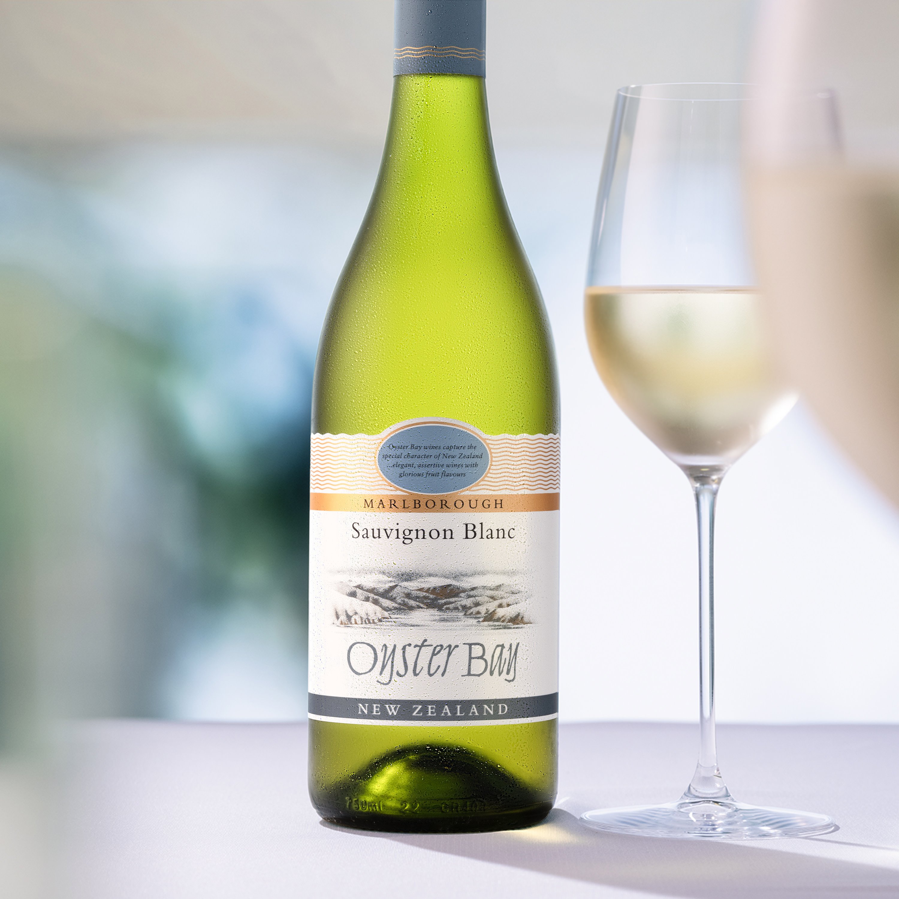 Oyster Bay Sauvignon Blanc White Wine, 750ml 