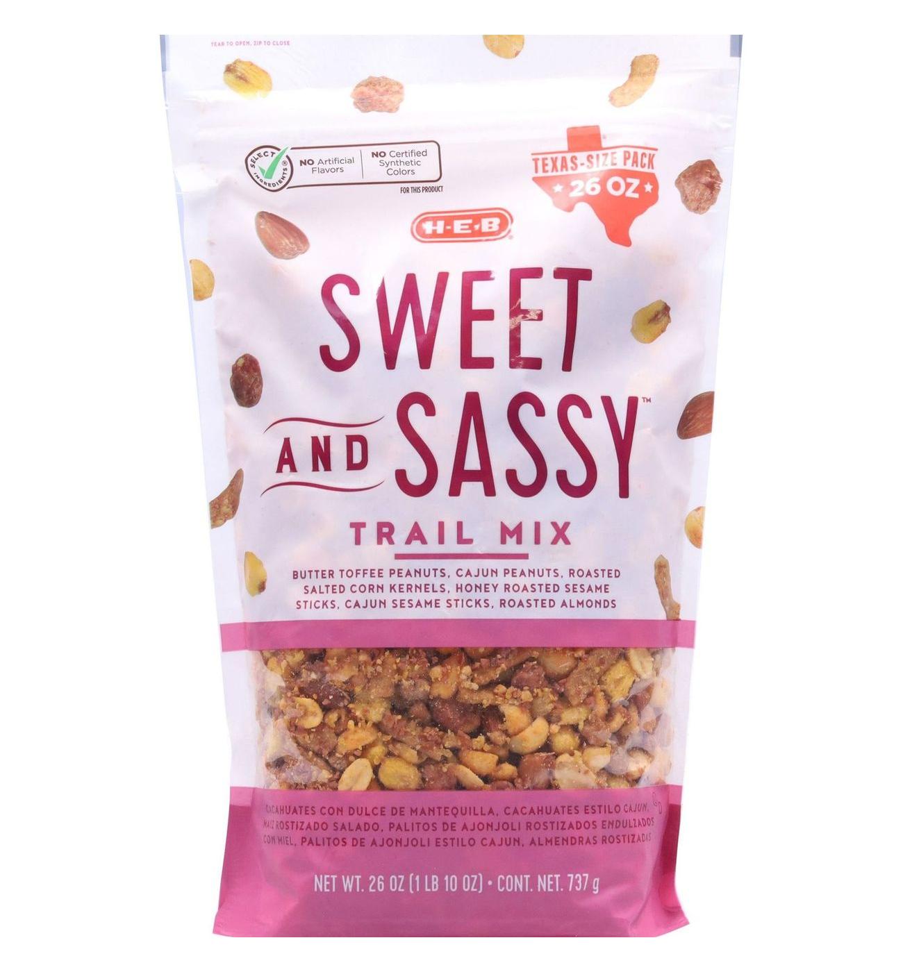 H-E-B Sweet & Sassy Trail Mix - Texas-Size Pack; image 1 of 4