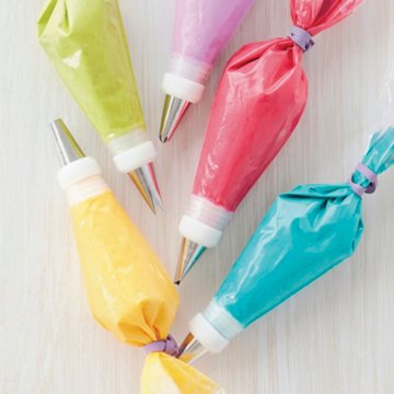 Wilton 12 in Disposable Decorating Bags, 24 ct