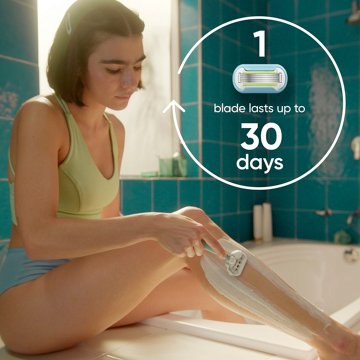 Gillette Venus Extra Smooth Women's Razor Blade Refills, 4 ct