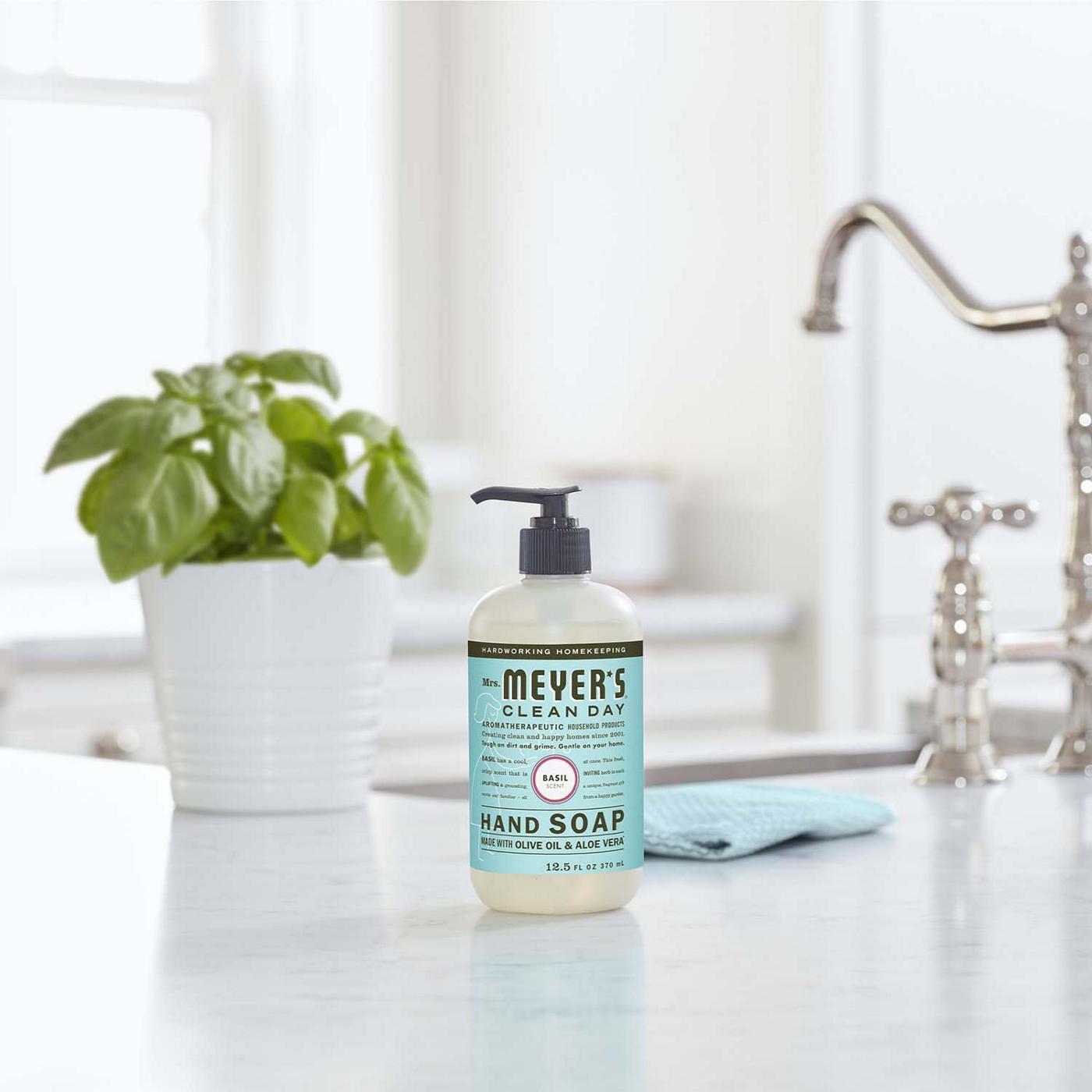 Mrs. Meyer's Clean Day Basil Scent Liquid Hand Soap; image 2 of 6