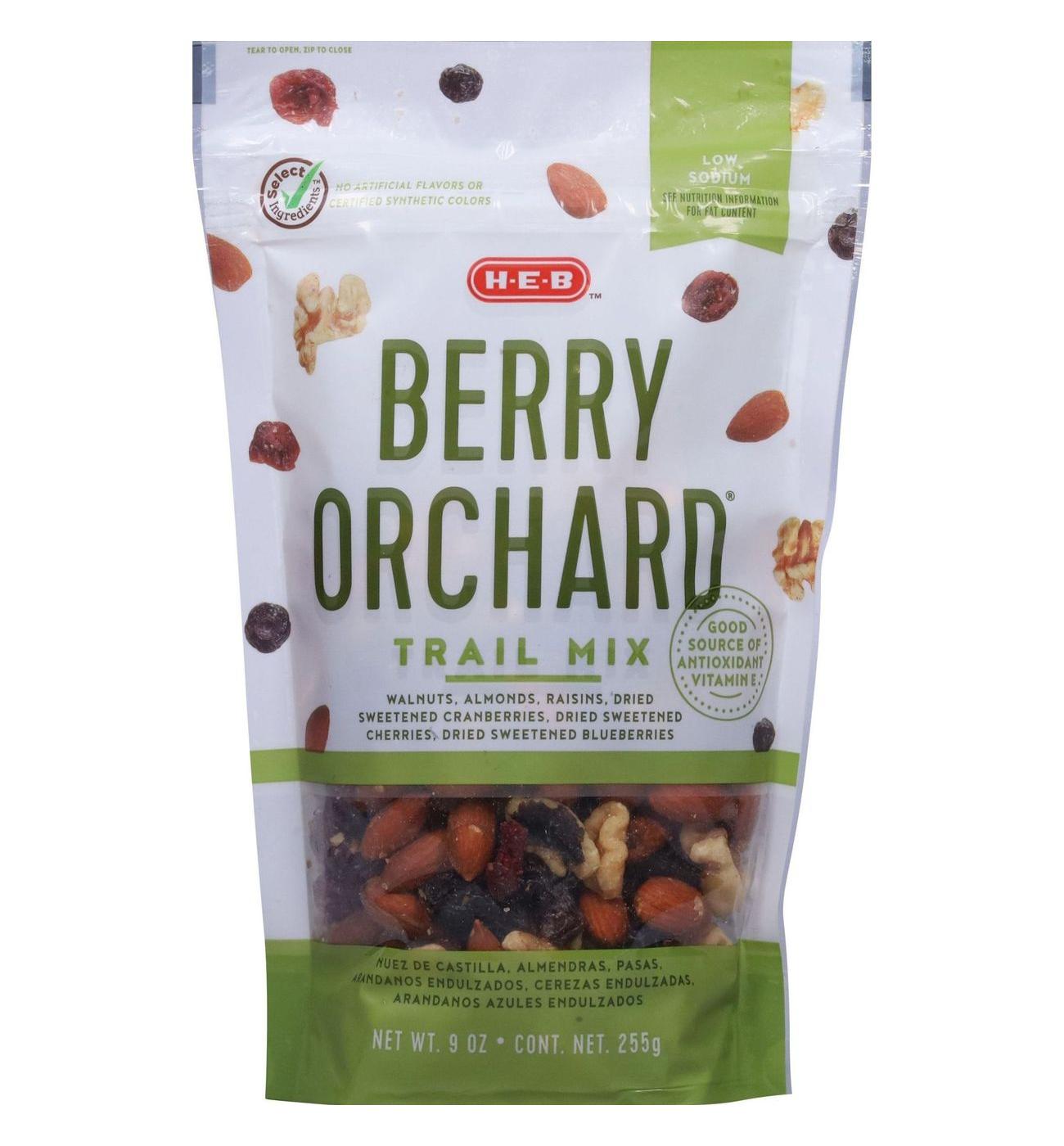 H-E-B Berry Orchard Trail Mix; image 1 of 4