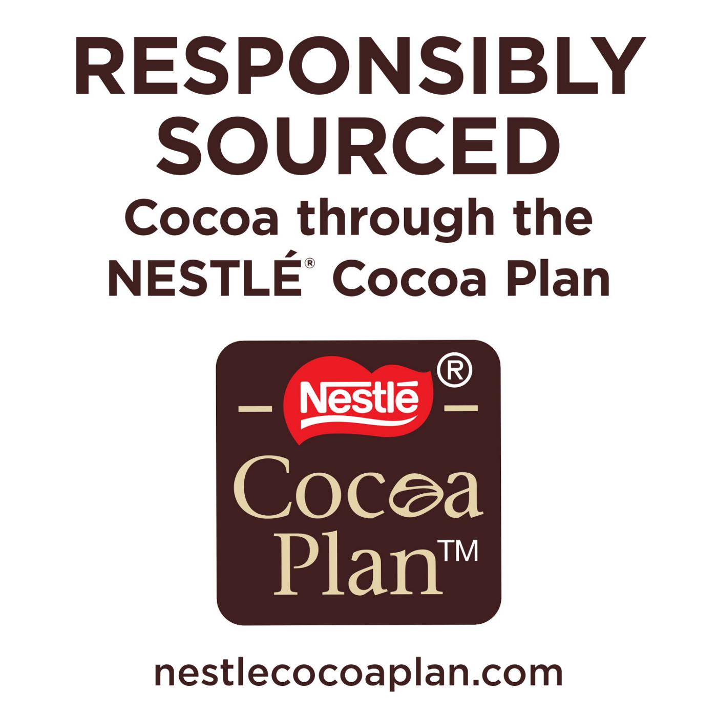 Nestle Nestle Toll House Chocolate Chip Cookie Dough; image 2 of 7