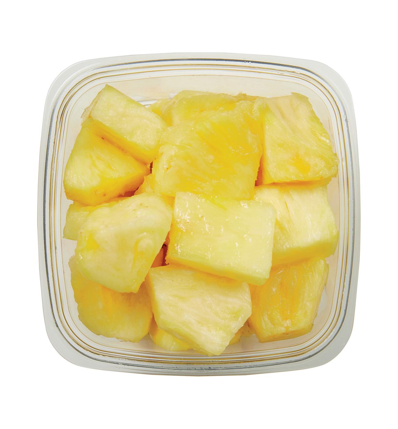 H-E-B Fresh Cut Pineapple - Small; image 1 of 2