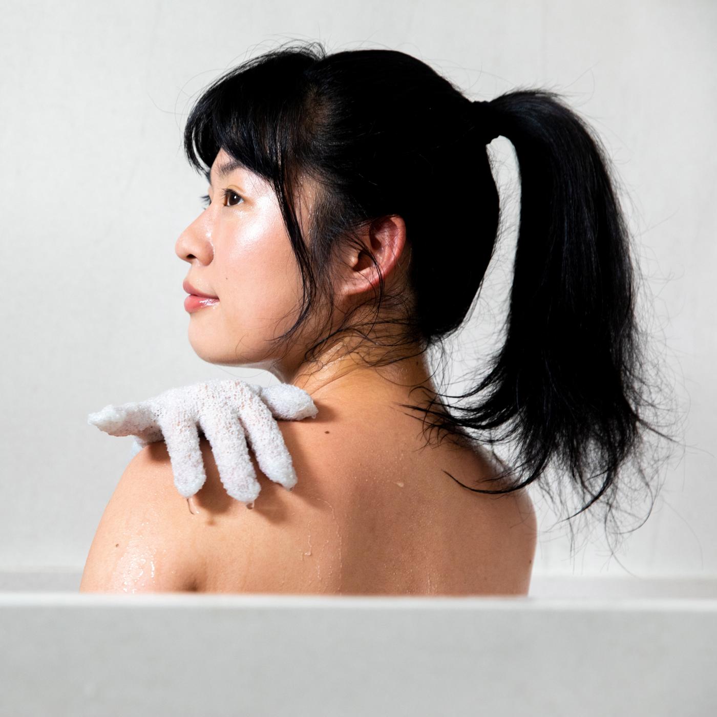 Cleanlogic Exfoliating Body Gloves Shop Accessories at HEB