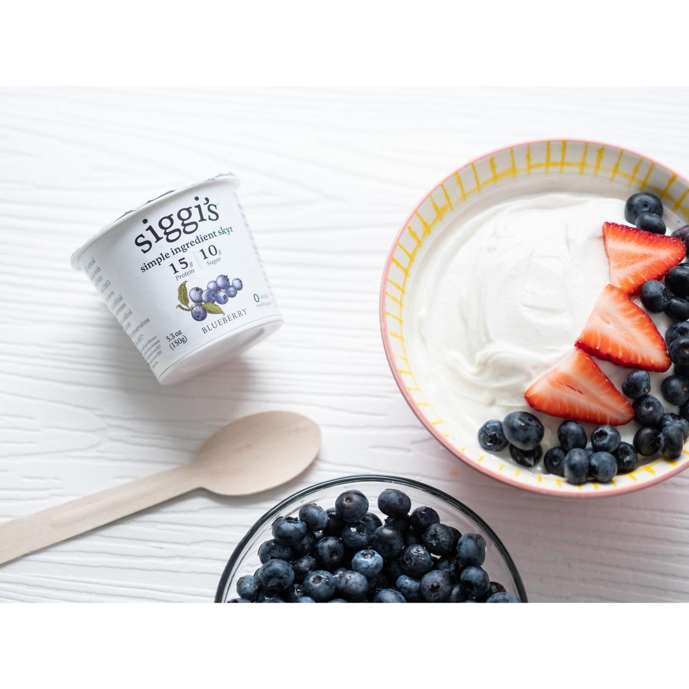 Siggi's 0% Non-Fat Strained Skyr Blueberry Yogurt; image 2 of 2