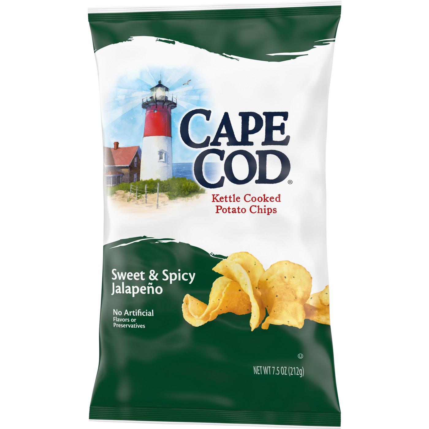 Cape Cod Sweet & Spicy Jalapeno Kettle Cooked Potato Chips; image 3 of 10