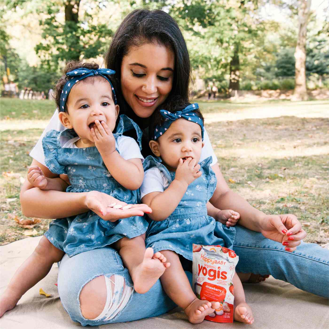 Happy Baby Organics Yogis Snack - Strawberry; image 5 of 9