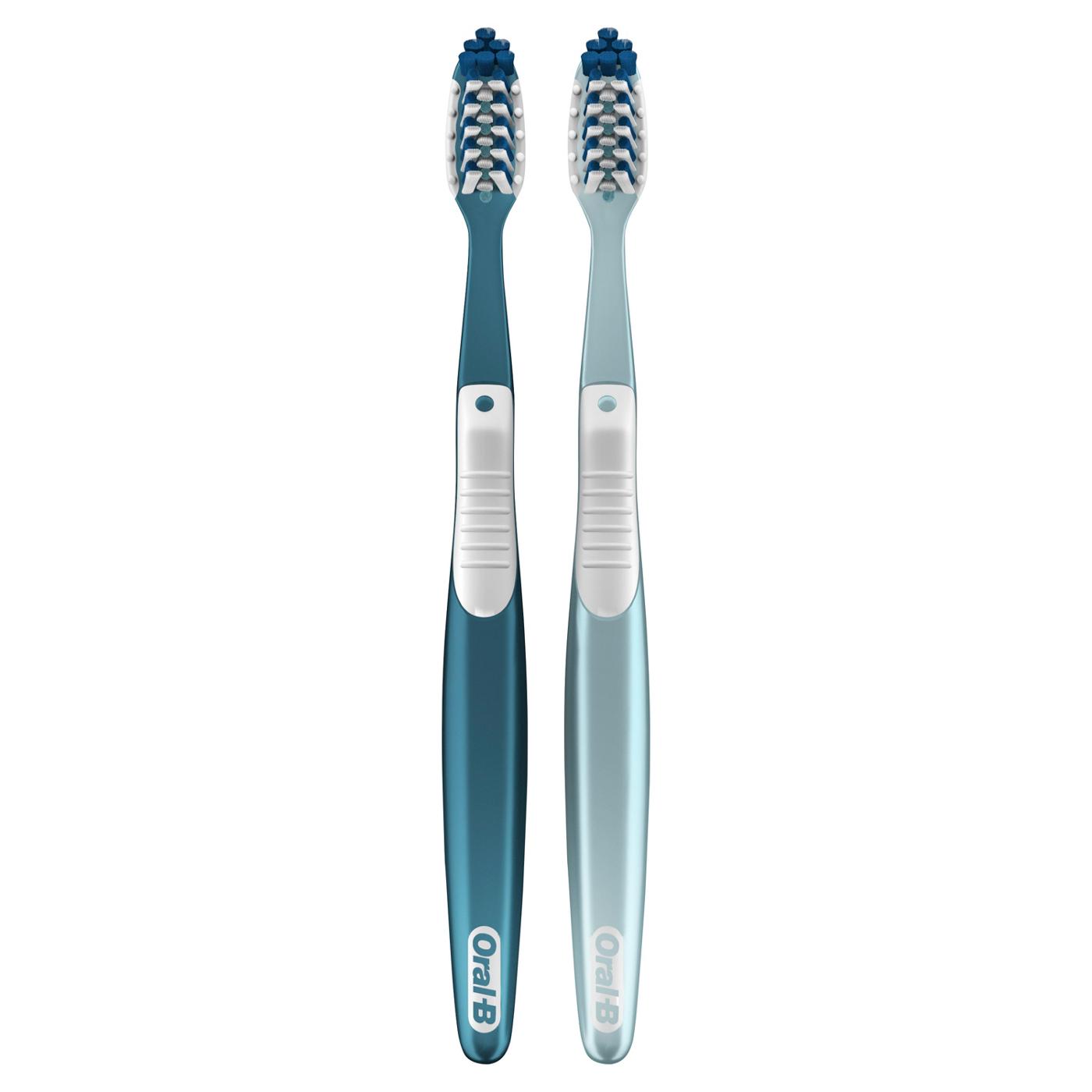 Oral-B CrossAction All In One Soft Toothbrushes; image 10 of 10